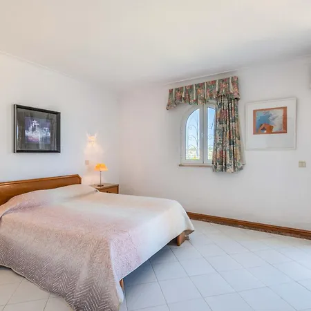 Cristina 7 * Албуфейра